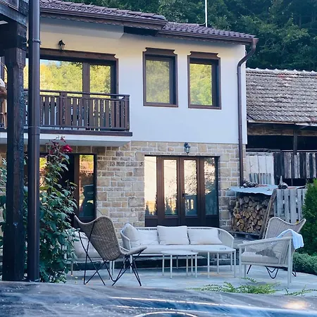 Vendégház Verta House Trjavna