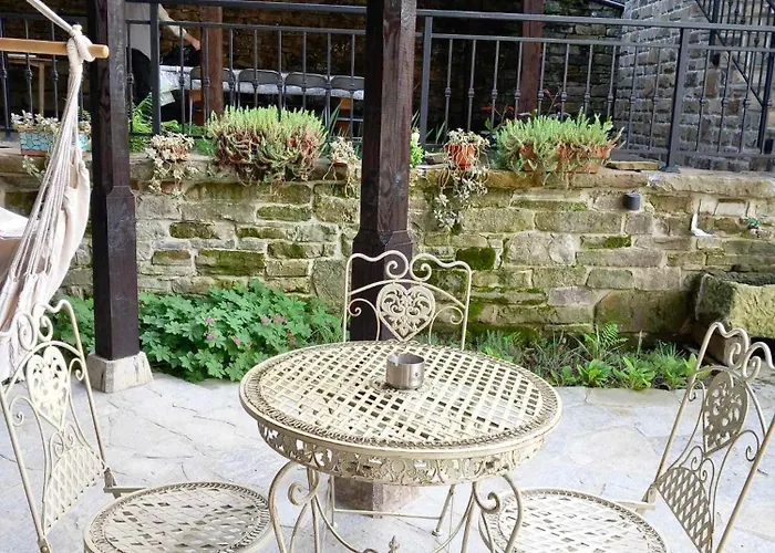 Verta House * Triawna