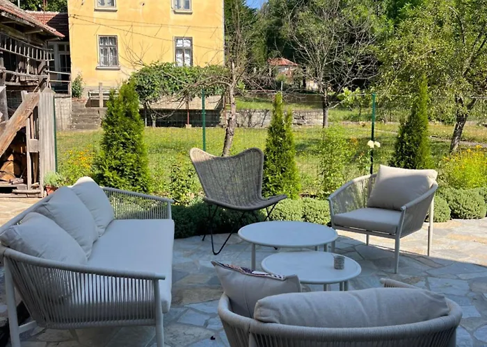 Verta House Pensjonat Triawna